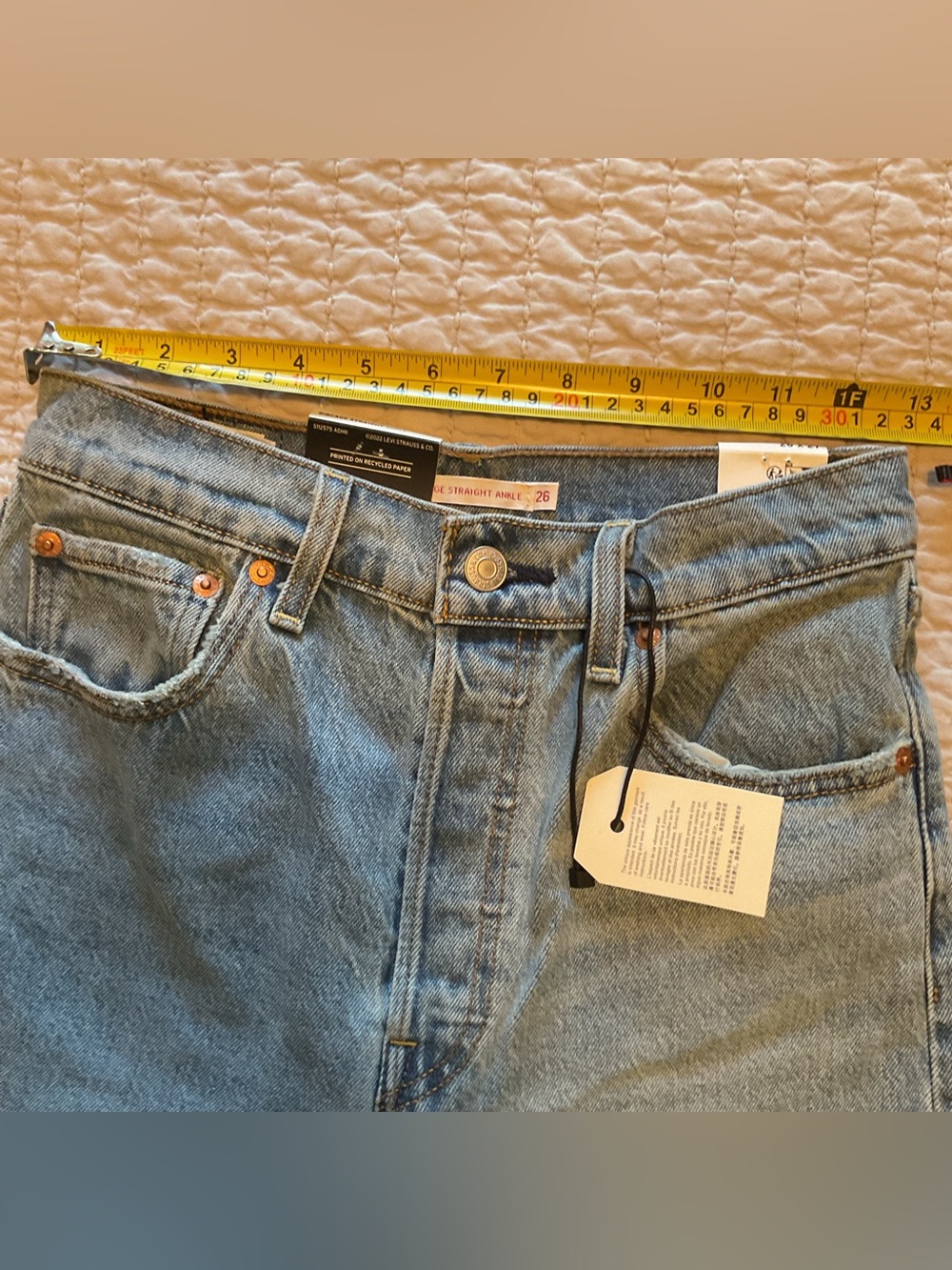 NEW Levi's Premium Ribcage Straight Ankle Jeans - Picture 11 of 16
